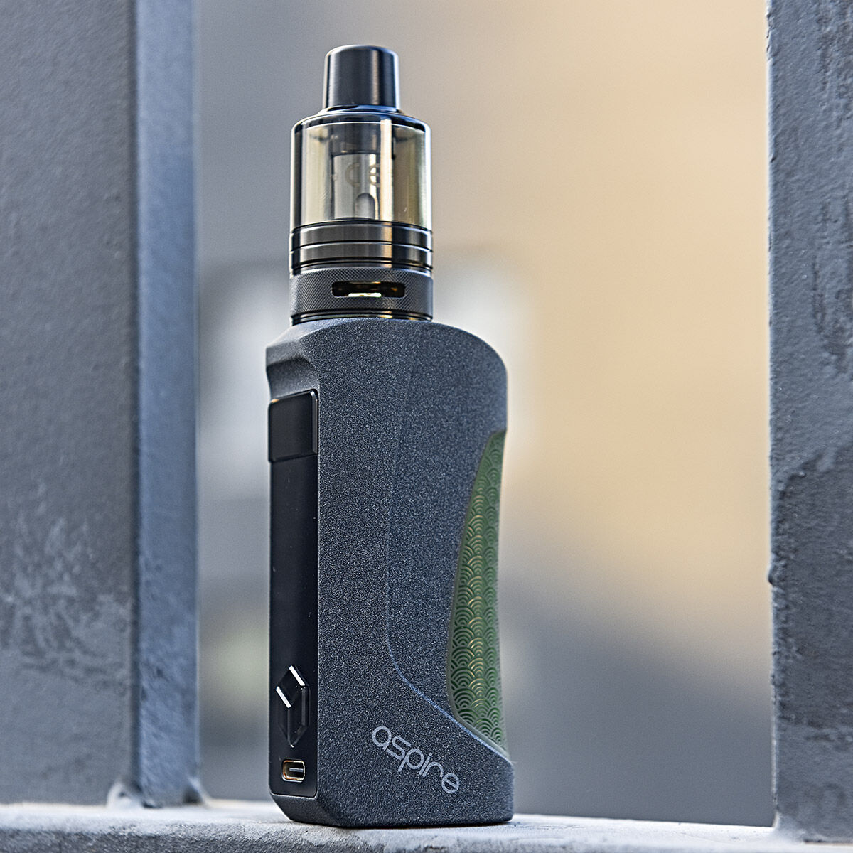 *ABVERKAUF* E-Zigaretten Set ASPIRE Finixx 18650